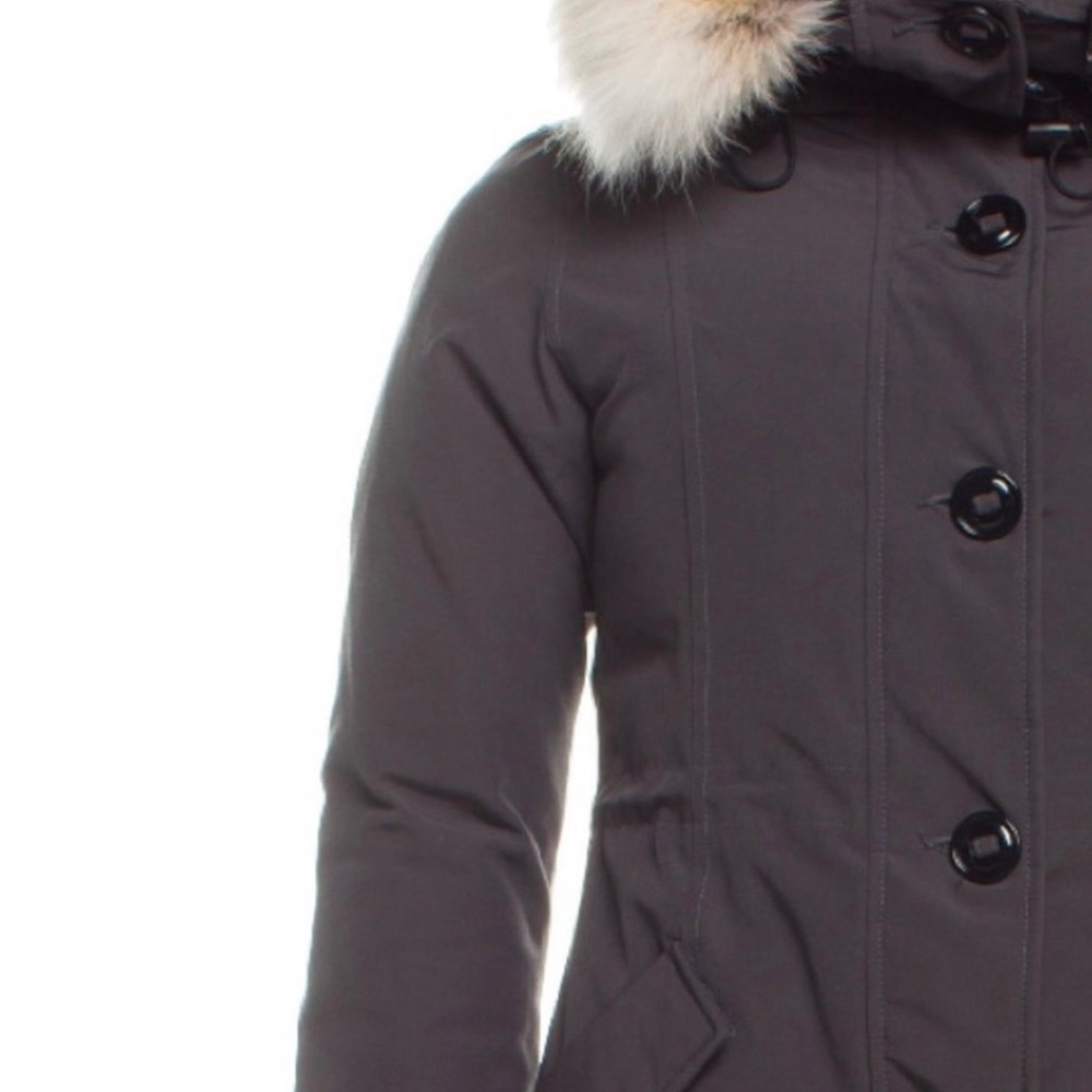 Canada Goose 🇨🇦 MONTEBELLO PARKA • Graphite/ S